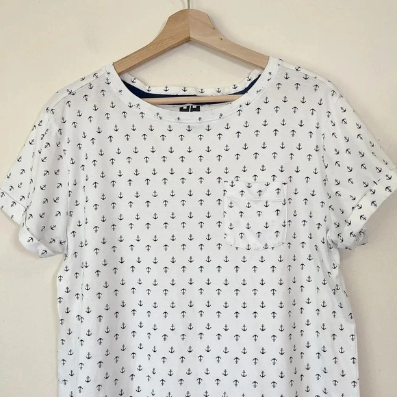 🌟✨2 for $30✨🌟 HELLY HANSEN | NAUTICAL PRINT SHORT  SLEEVE TEE - Picture 3 of 10